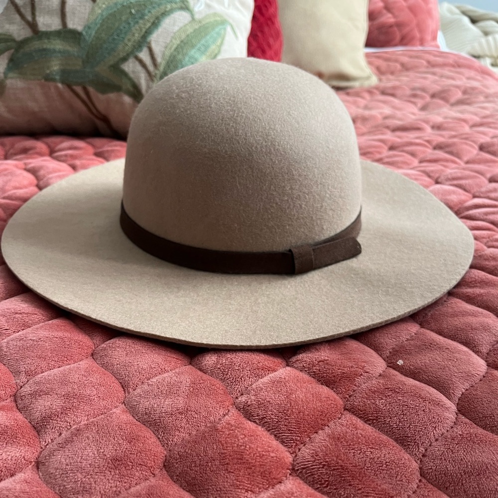 Women’s Hat